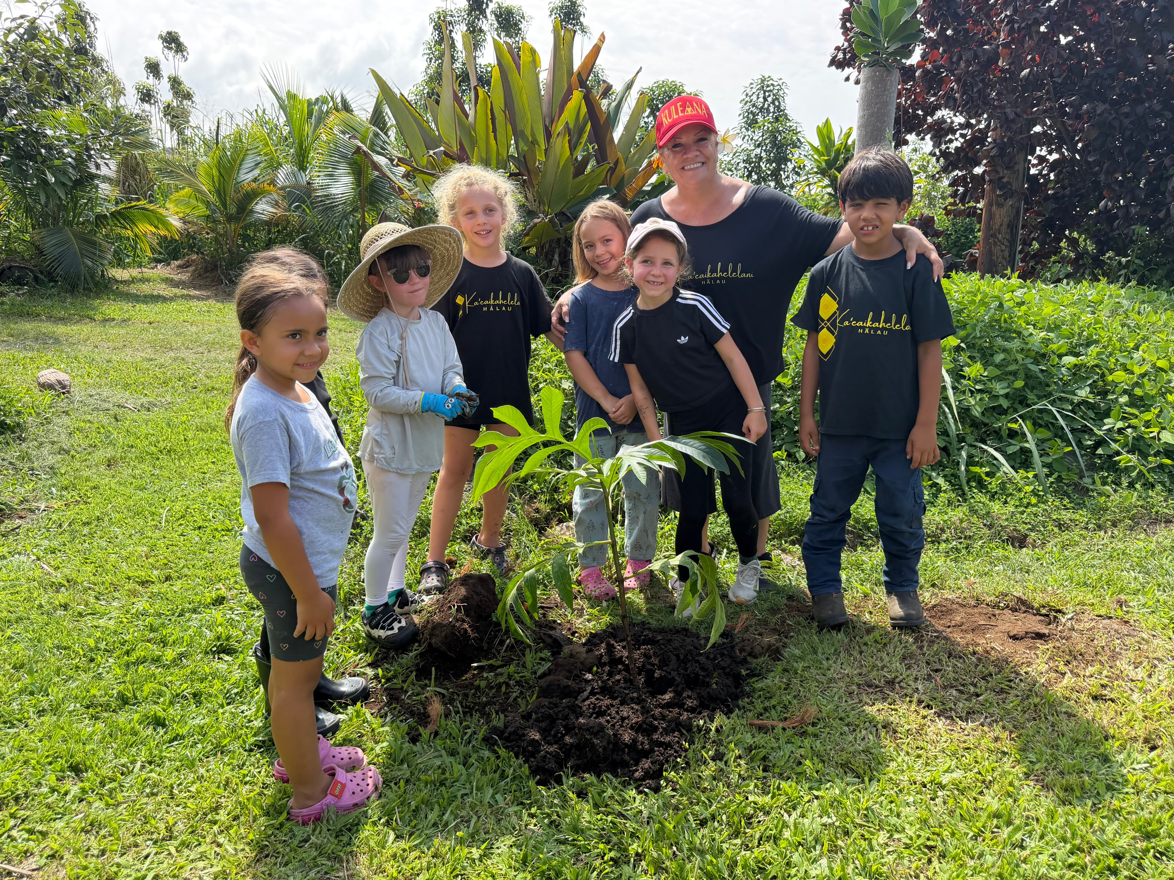 Hālau Family Trees